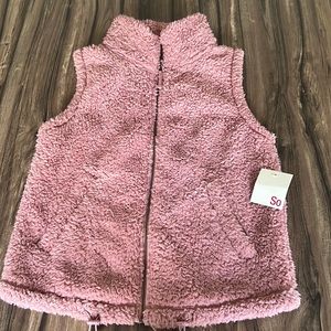 NWT Pink Faux Fur Vest Size M